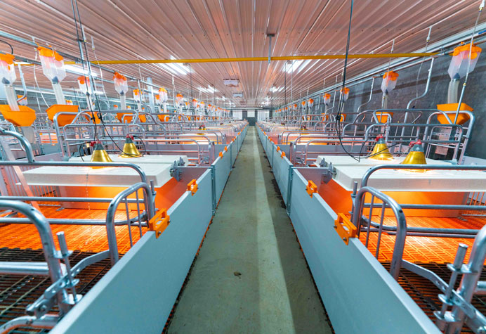 Farrowing pen
